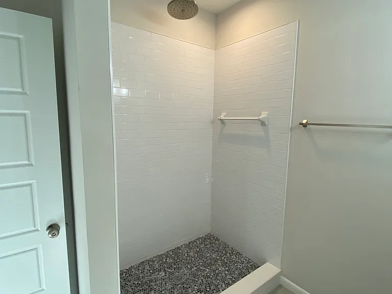 658 Chestnut St — Photo 11