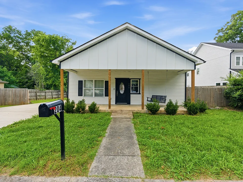 204 Richardson Ave