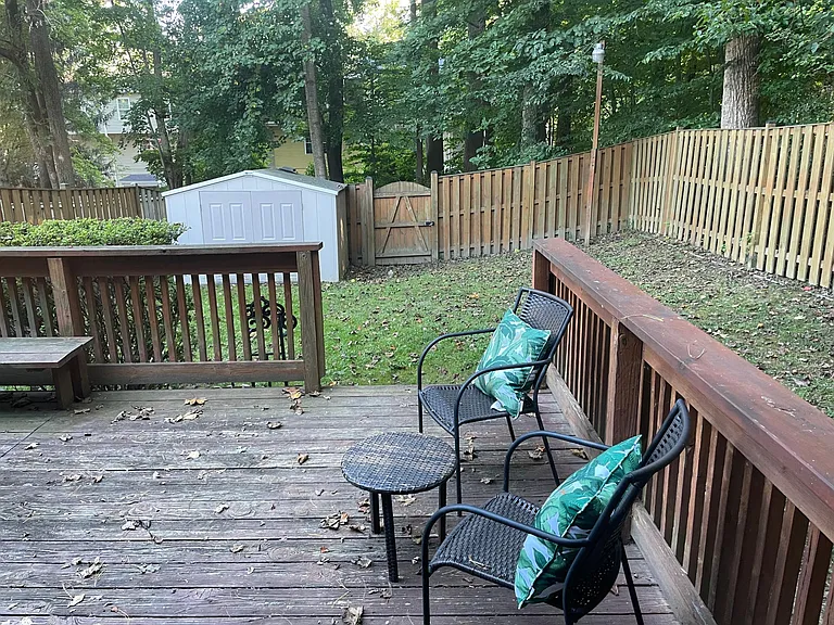 6398 Shaundale Dr — Photo 28