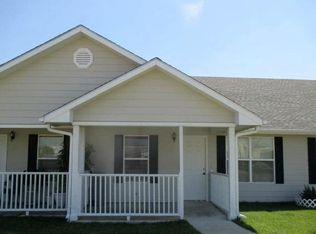 106 S Washington St, Hillsboro, KS 67063