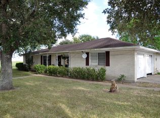 904 Burkhart Rd, Victoria, TX 77905