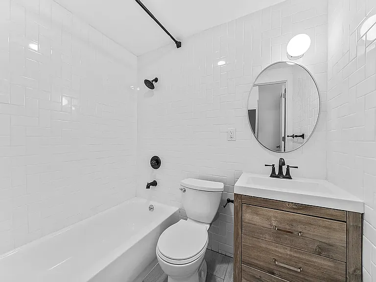 584 Myrtle Ave #1A — Photo 5