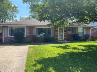 9432 Eucalyptus Dr, Saint Louis, MO