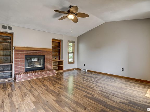 4th image of 537 Cumberland Dr