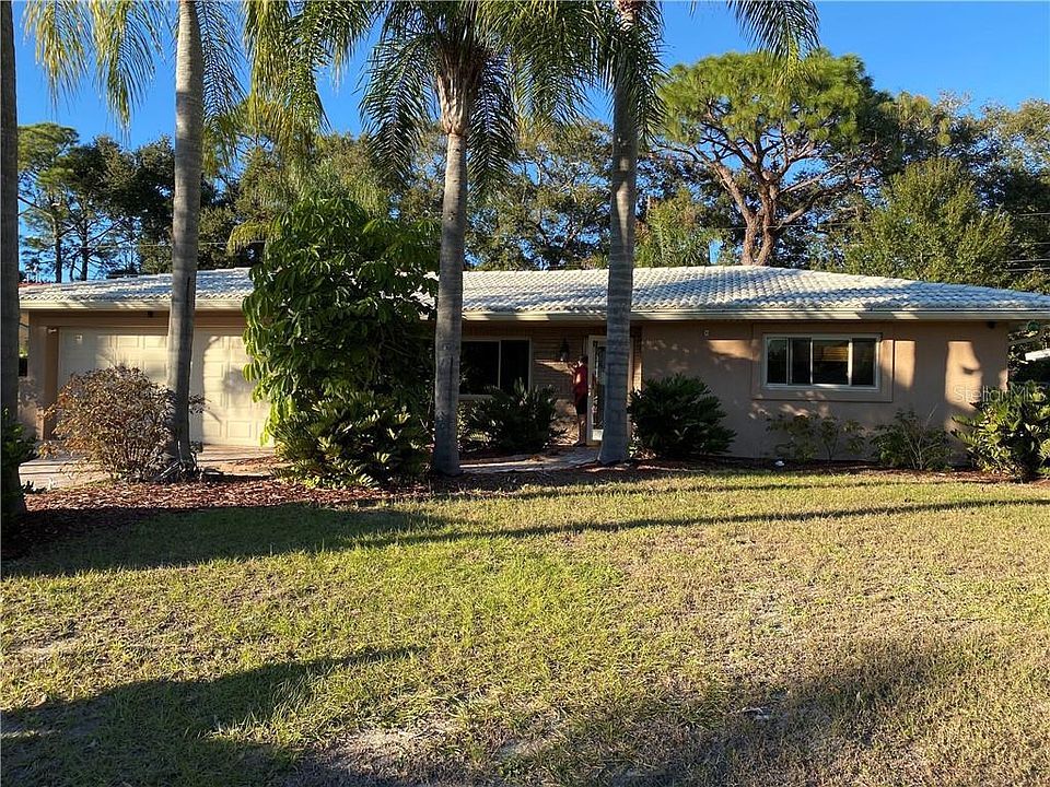 1st image of 2472 Burnice Dr