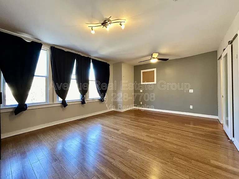 5804 Pershing Ave — Photo 7