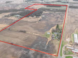 9266 Town Line Rd, Larsen, WI 54947