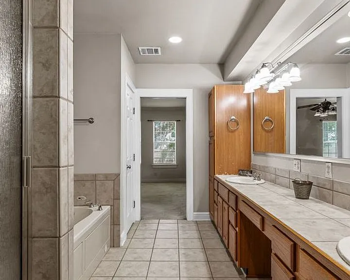 266 Carrollton Ave — Photo 34