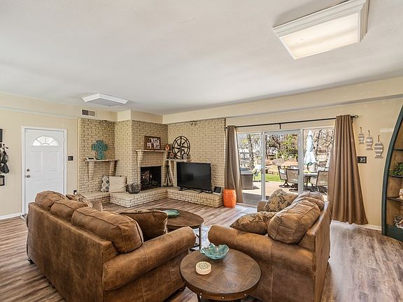 3rd image of 106 Ocean Dr