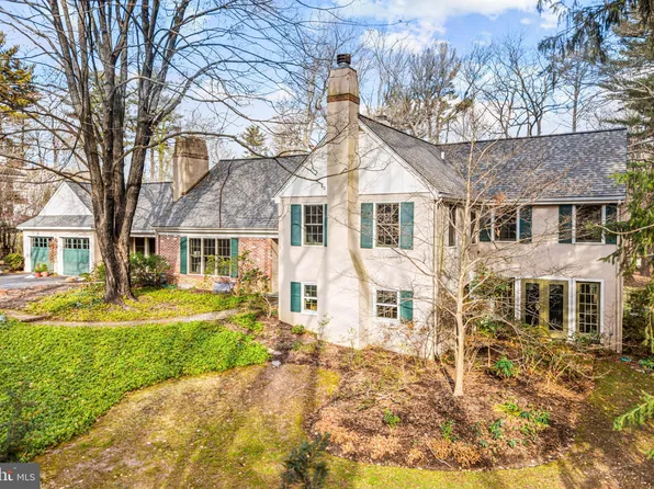 43 Deepdale Rd, Wayne, PA 19087