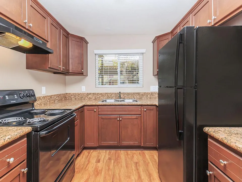 Newport Gardens Apartments