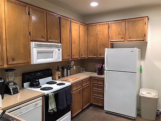 1st image of 2300 Teakwood Dr