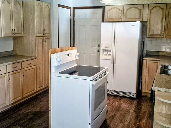 4th image of 6701 Radford Rd