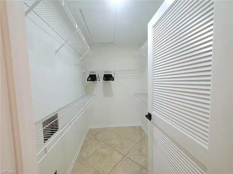 992 Marblehead Dr — Photo 29