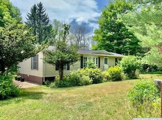 793 Irving Rd, Greenville, NY 12083