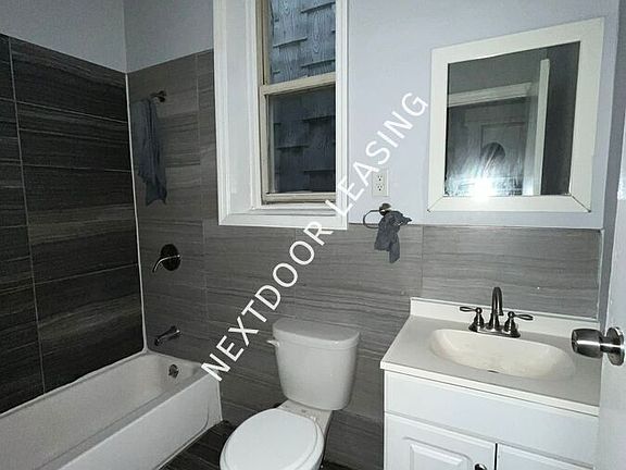 3rd image of 192 Grant Ave #2M