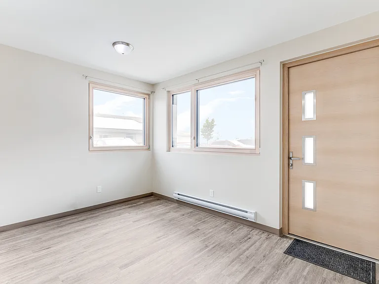 786 Southwood Way #304 — Photo 12