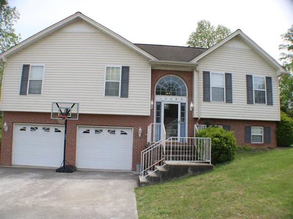 825 S 28th St, Middlesboro, KY 40965