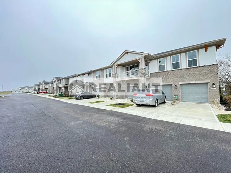 1373 Rubyhill Ln