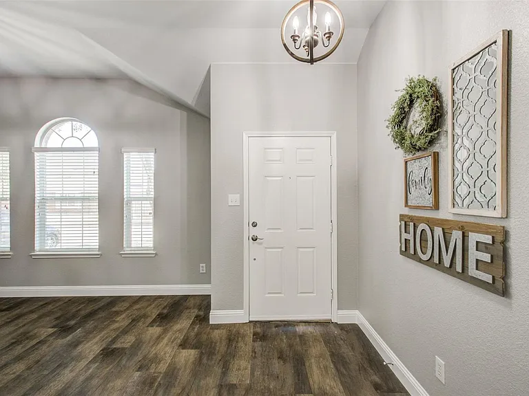 4852 Ambrosia Dr — Photo 12