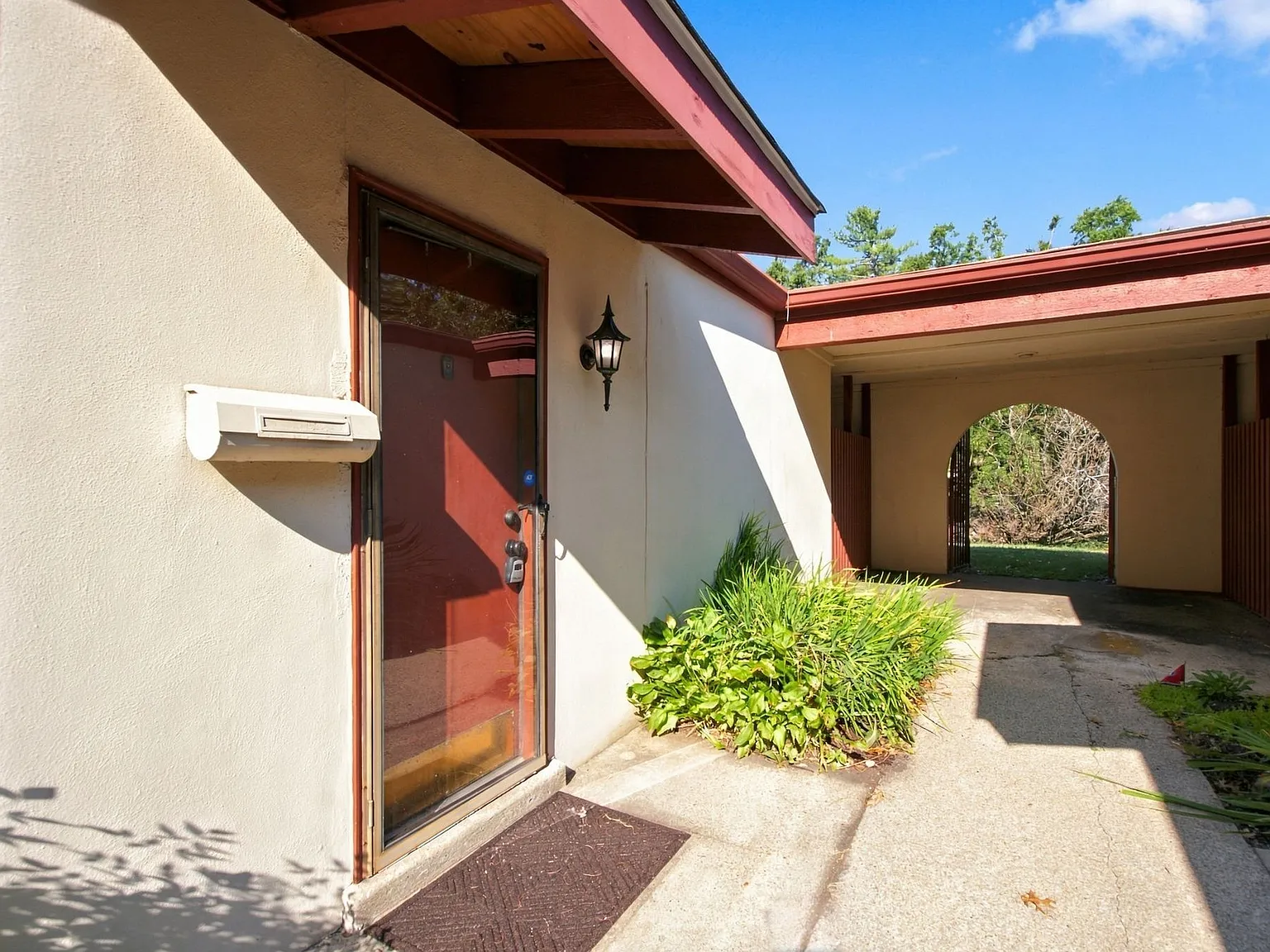 1 bed, 730 sqft, $1,425 — Photo 2