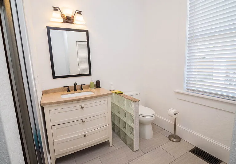 609 Lenox Ave — Photo 13