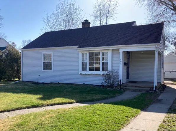 647 Northwood Dr, South Bend, IN 46617