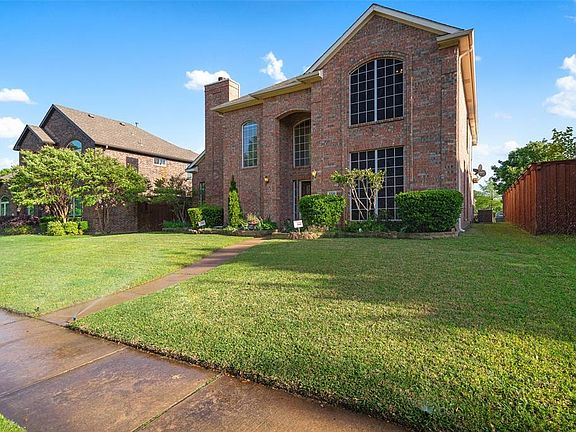 3rd image of 2320 Flanders Ln