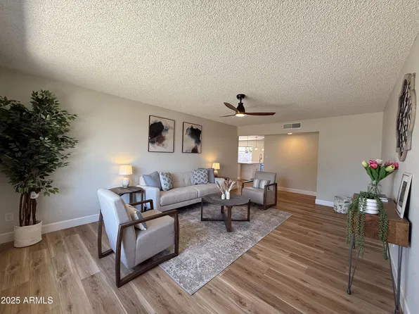 2337 E MANHATTON Drive, Tempe, AZ 85282
