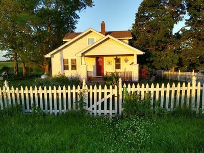 22460 Tonganoxie Dr, Tonganoxie, KS, 66086