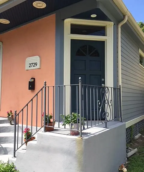 2729 Lapeyrouse St — Photo 2