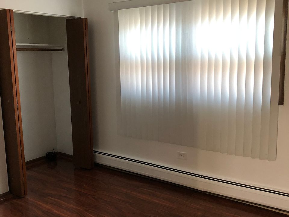 2nd image of 3941 W 71st St