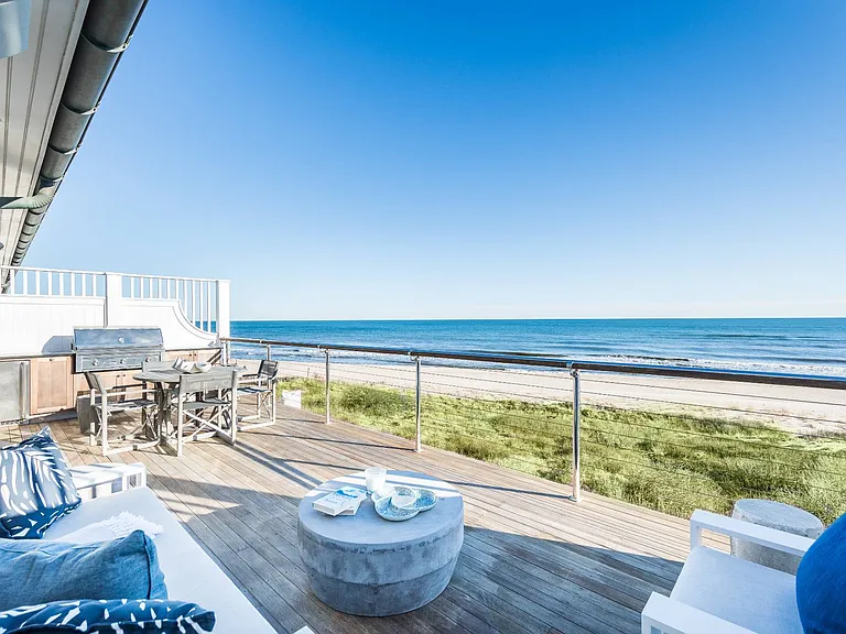 272 Old Montauk Hwy #3 — Photo 1