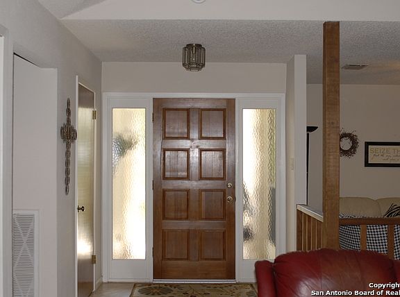 4th image of 4515 Honey Locust Woods