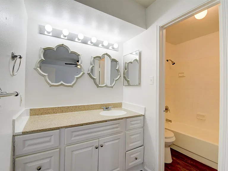 7200 W T C Jester Blvd #904 — Photo 28