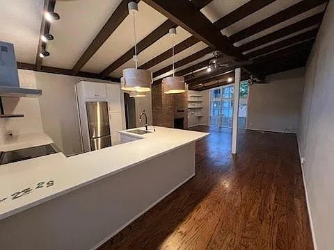 2 bed, 2.0 bath, 1152 sqft, $2,400 — Photo 1