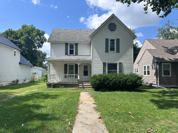 1007 8th Ave, Sterling, IL 61081