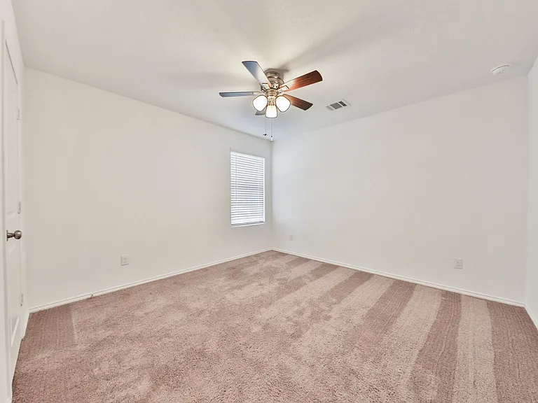 10626 McClintock Dr — Photo 23