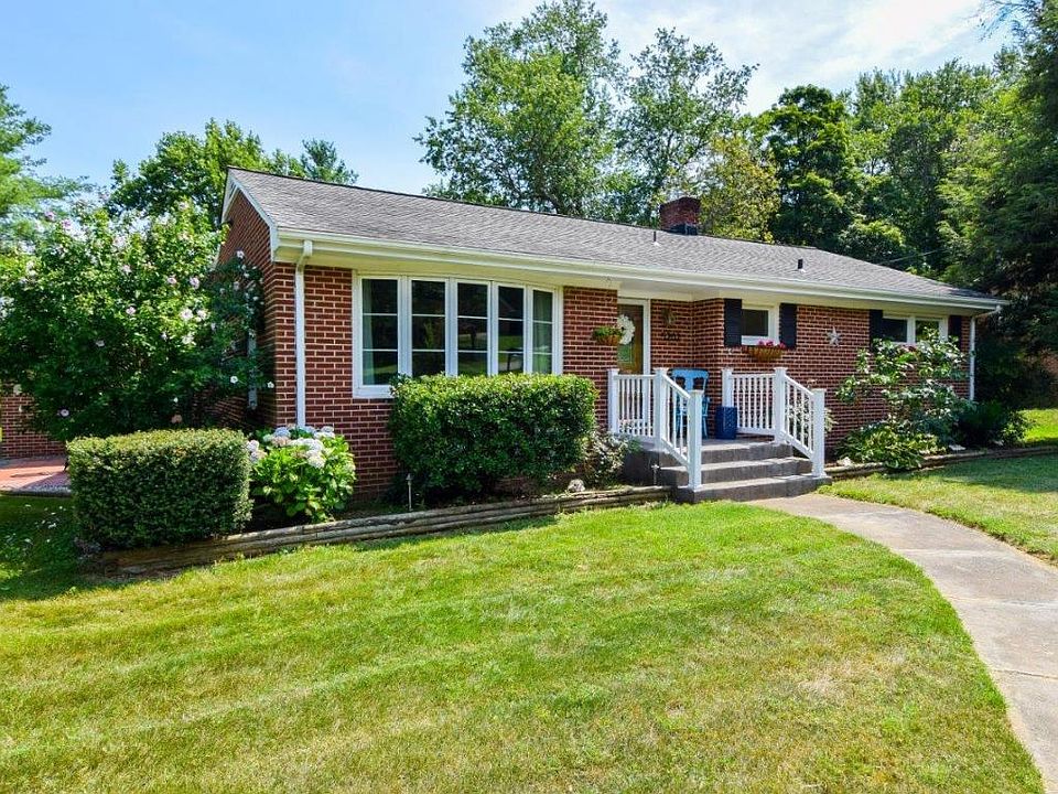 1st image of 5202 Medmont Cir SW