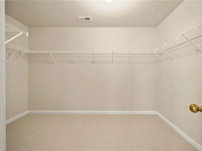 5351 Heyward Pl SW — Photo 39