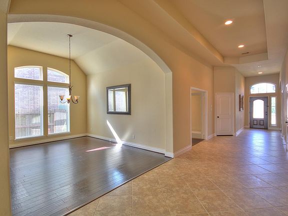 5th image of 1911 Cayman Bend Ln