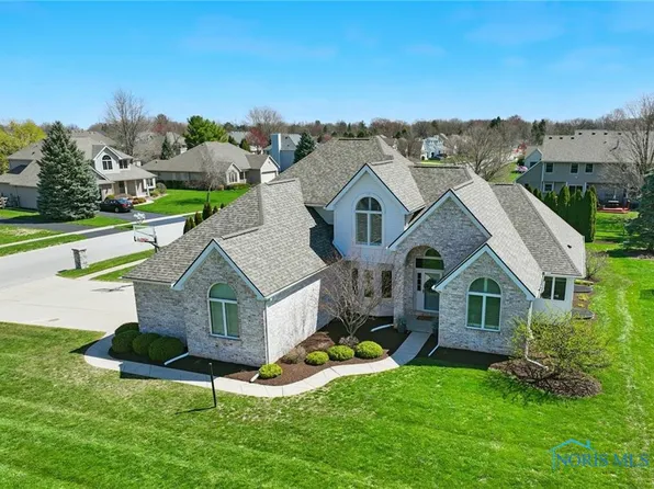 1425 Mill Creek Ln, Waterville, OH 43566