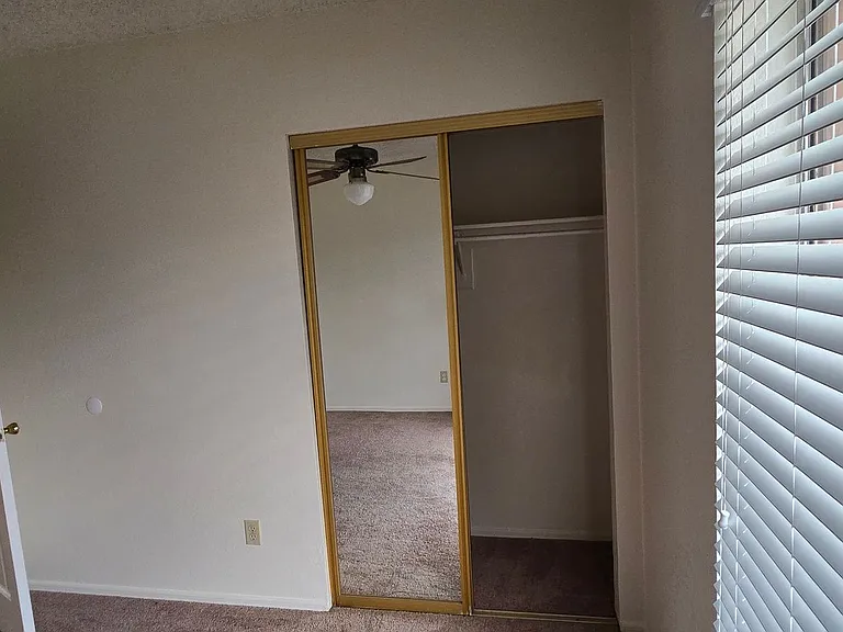 6407 W Brown St — Photo 20