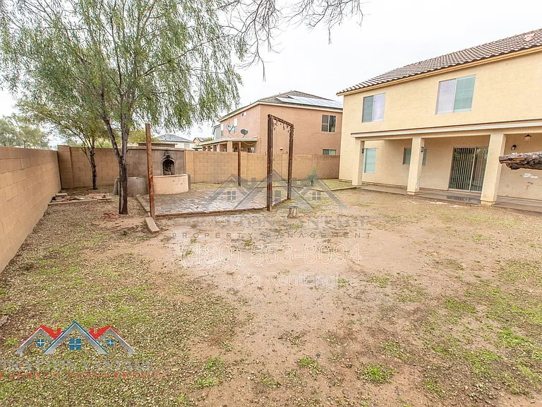 110 N Cholla St — Photo 64