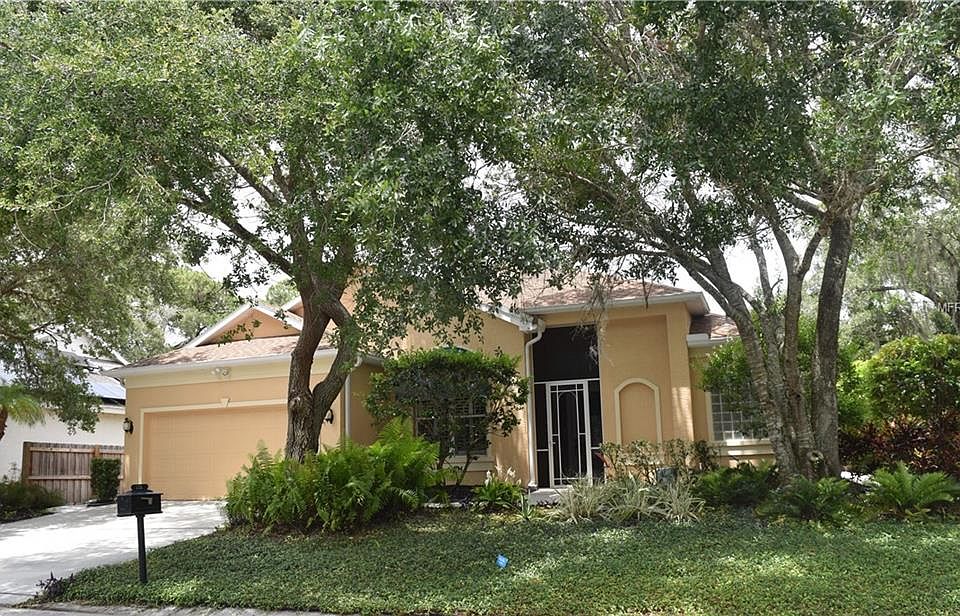 1st image of 773 Shorecrest Dr