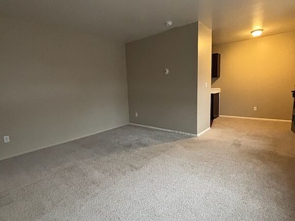 5th image of 700-728 Waskin Dr #16630084