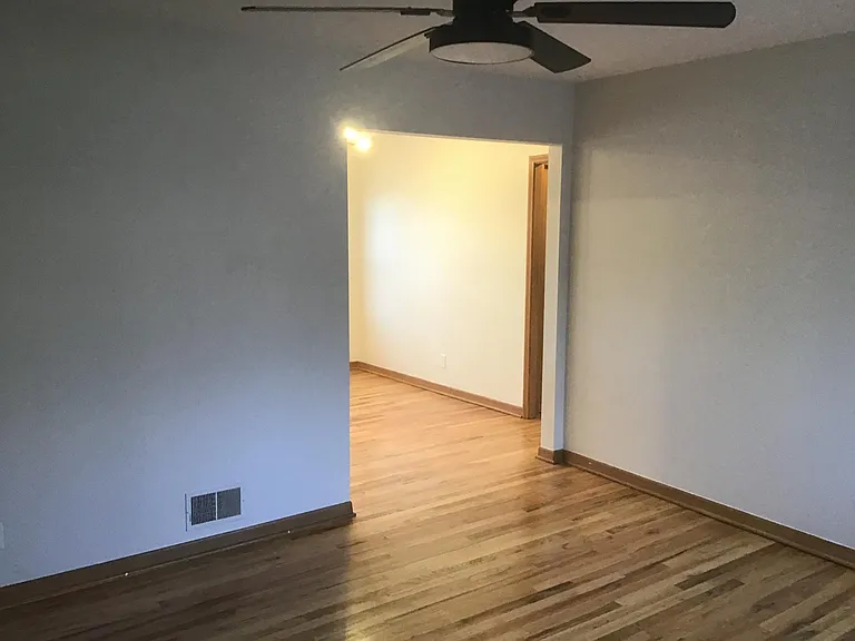 5721 Lafayette Ave — Photo 4