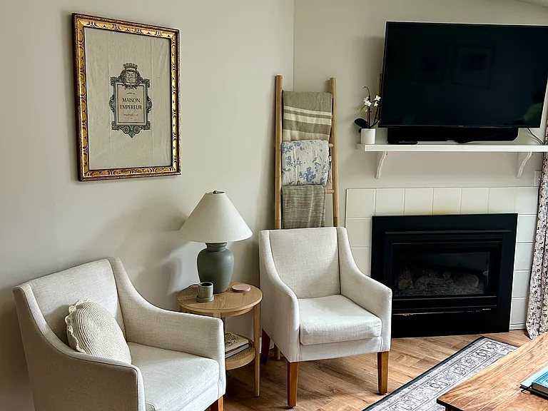 5315 Highpointe Dr — Photo 4