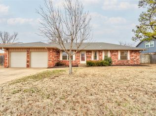 1028 Hunters Glen Cir, Edmond, OK 73012