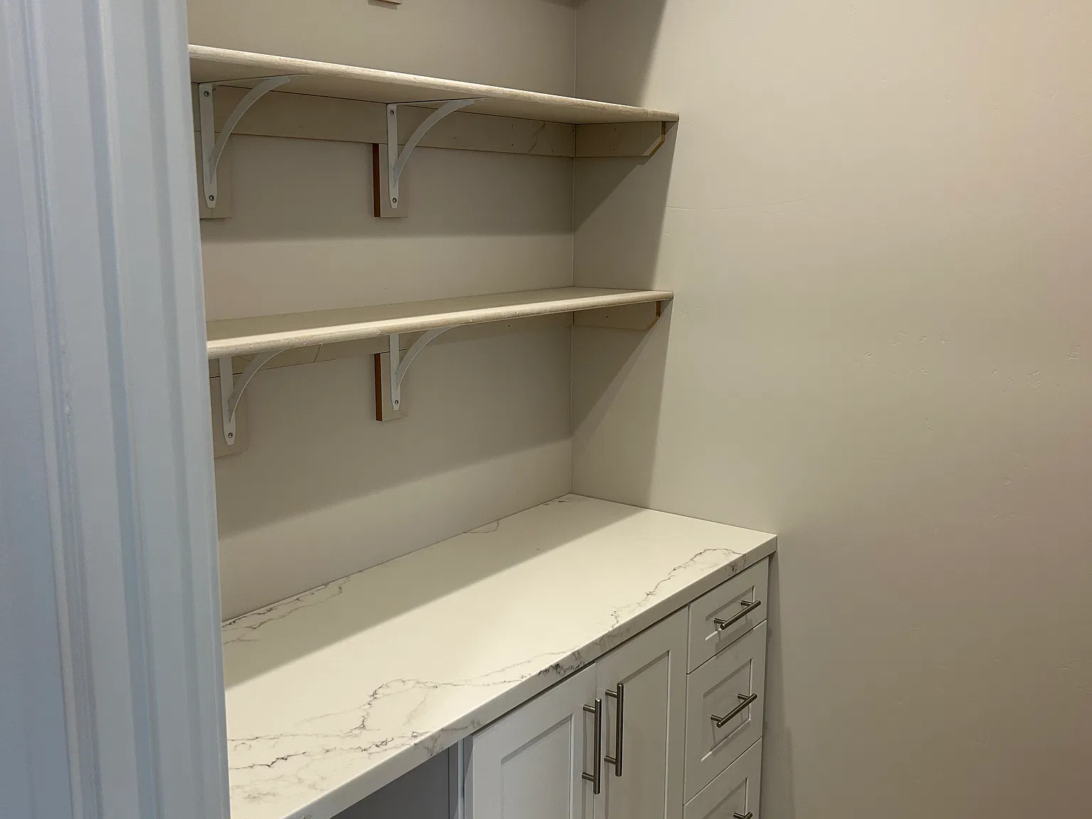3 bed, 1200 sqft, $3,900 — Photo 4